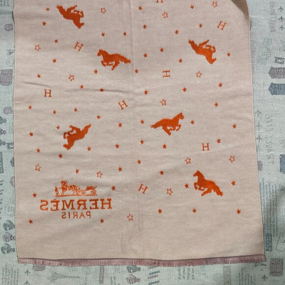 Hermès Reversible Equestrian-Themed Cashmere Scarf - Picture 5 of 6